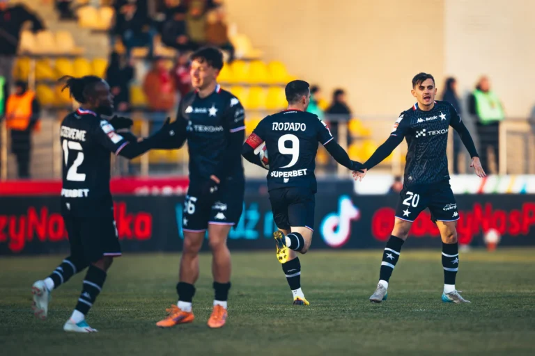 Liczbowo z Pogonią Grodzisk Mazowiecki